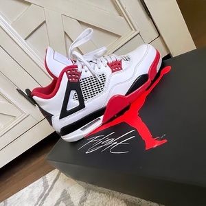 jordan 4 fire reds